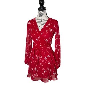 Love Fire Dress‎ Womens Red Size XS Large SleeveFloral  Lace V-Neck Casual Mini